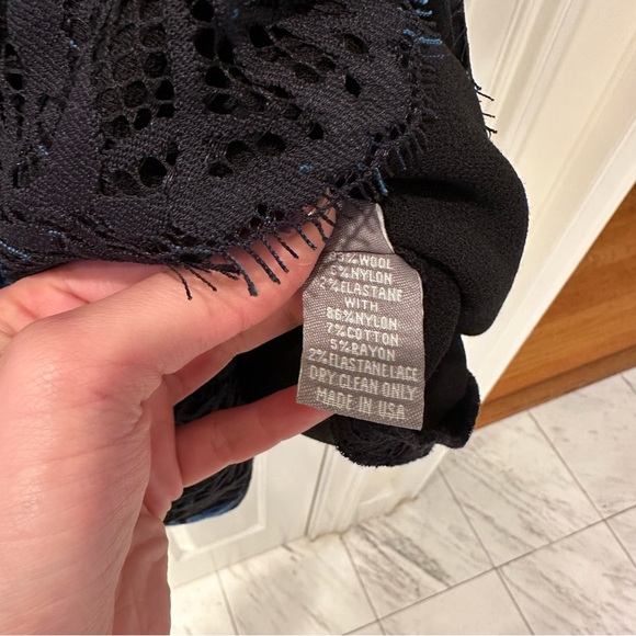 Lela Rose Flutter- Sleeve Floral Lace Sheath Black & Blue Floral Dress - Picture 7 of 9